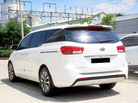 Kia Carnival — photo 03