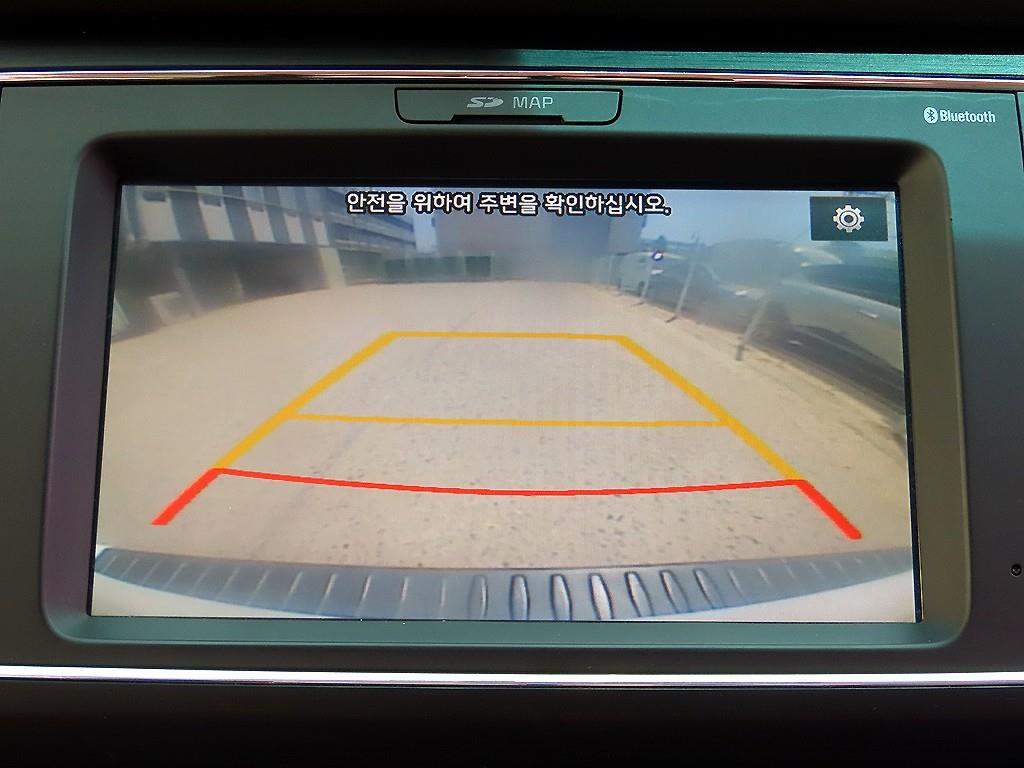 Kia Carnival — photo 15