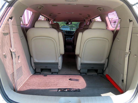 Kia Carnival — photo 18