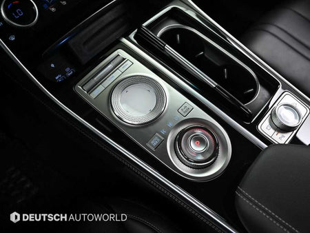 Genesis GV80 — photo 09