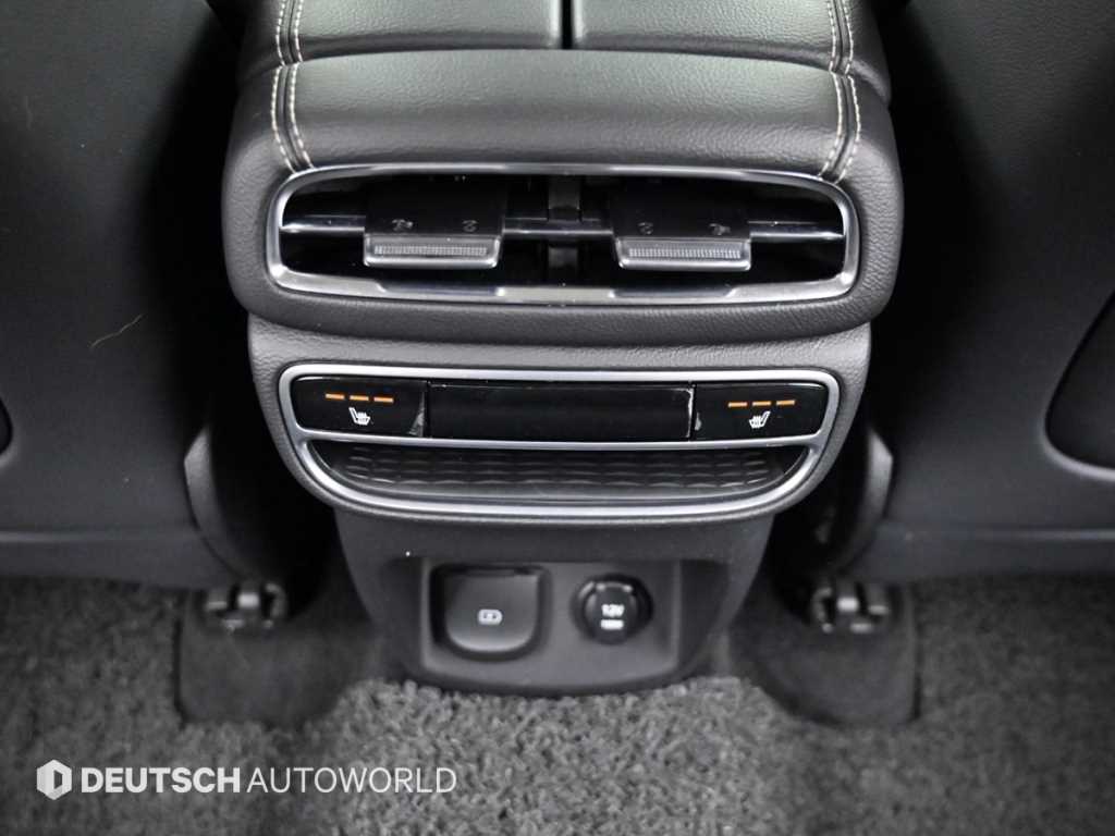 Genesis GV80 — photo 16