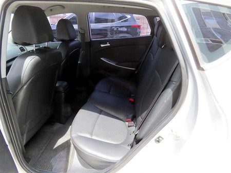 Hyundai Accent — photo 06
