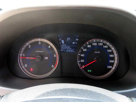 Hyundai Accent — photo 09
