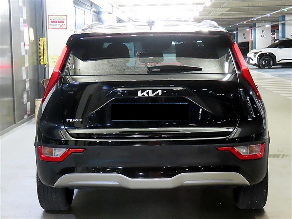 Kia Niro — photo 05