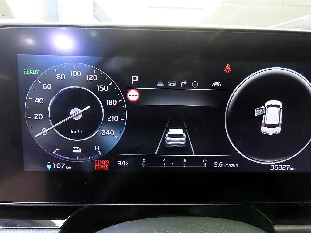Kia Niro — photo 09