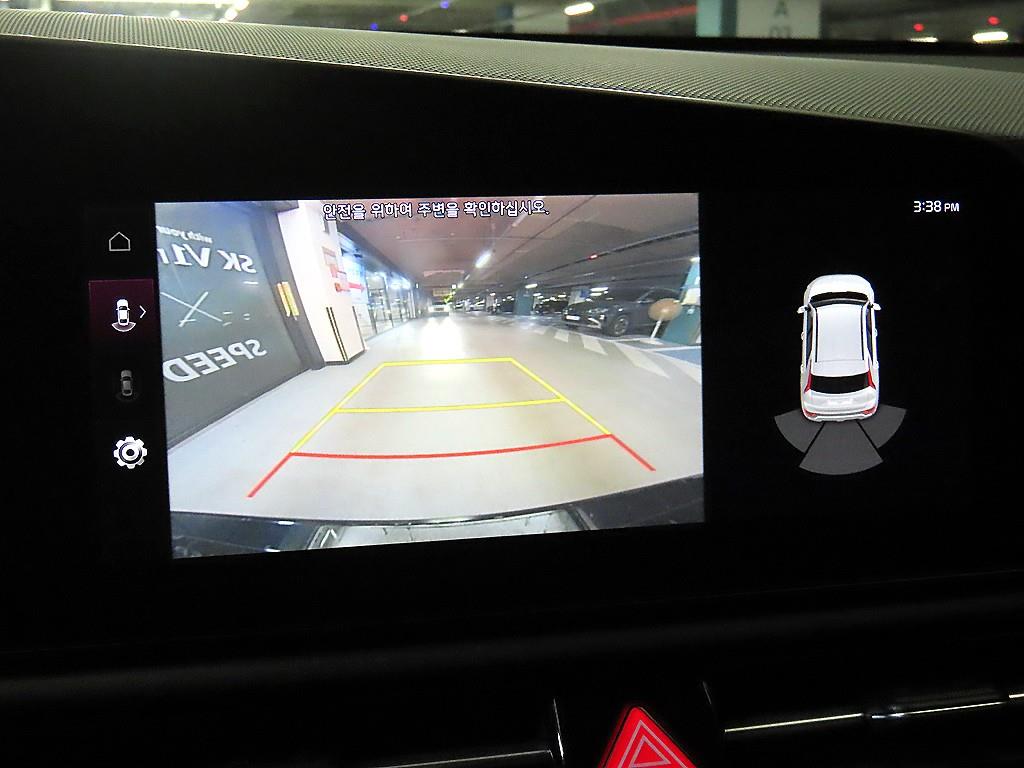Kia Niro — photo 14