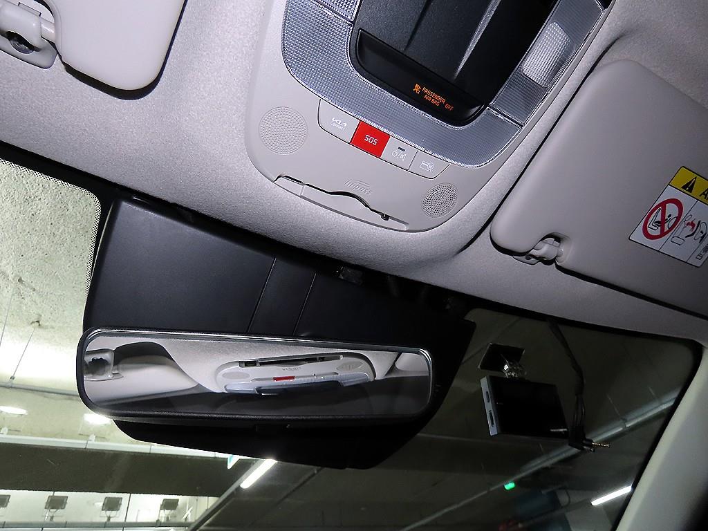Kia Niro — photo 15