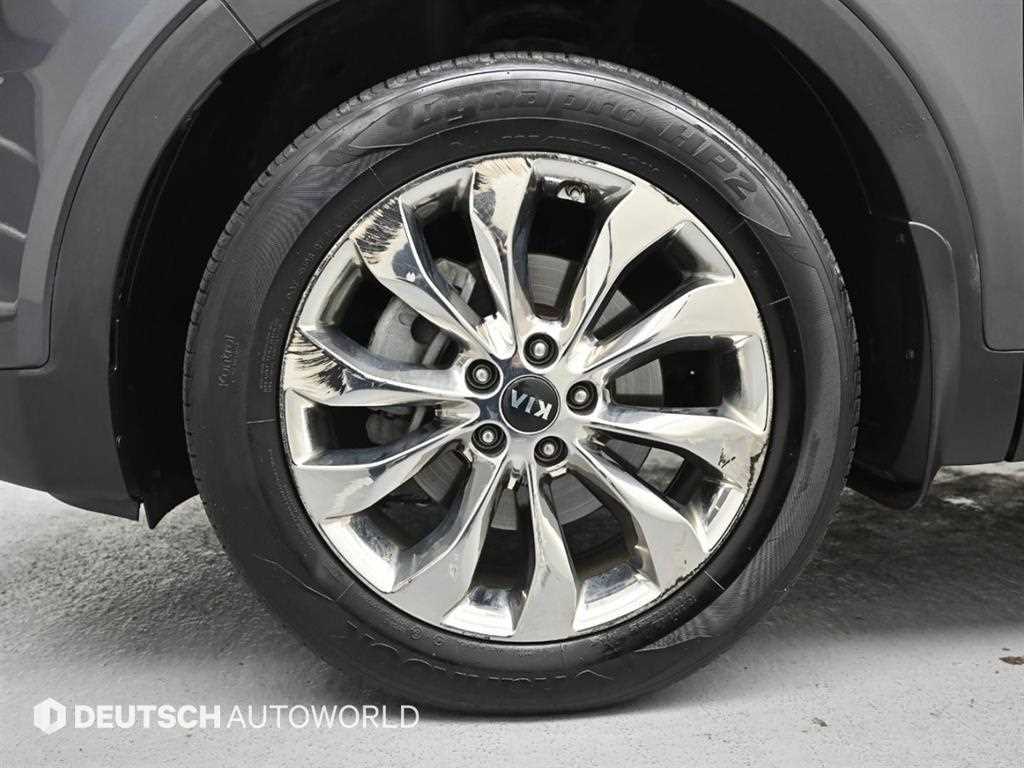 Kia Sorento — photo 05