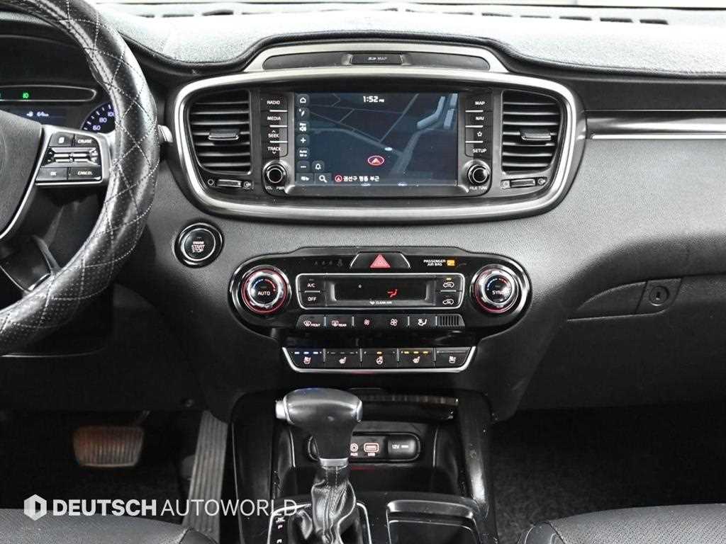 Kia Sorento — photo 14
