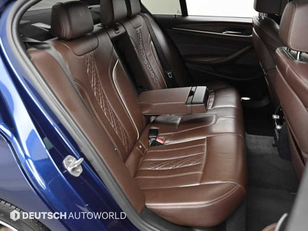 BMW 5-Series — photo 12