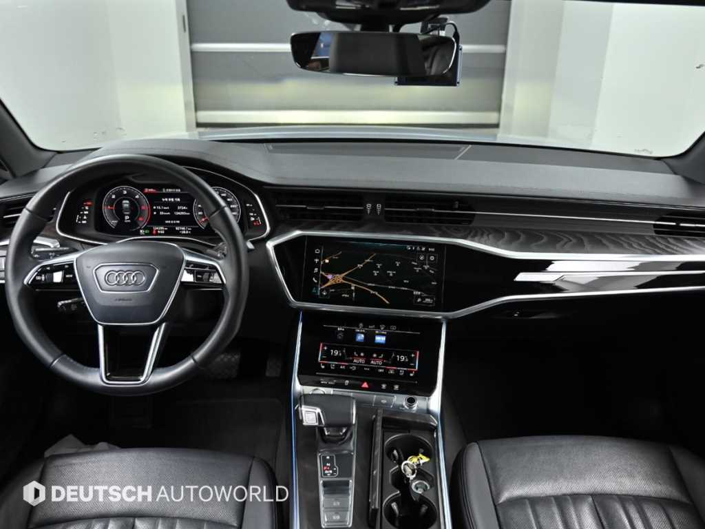 Audi A6 — photo 07