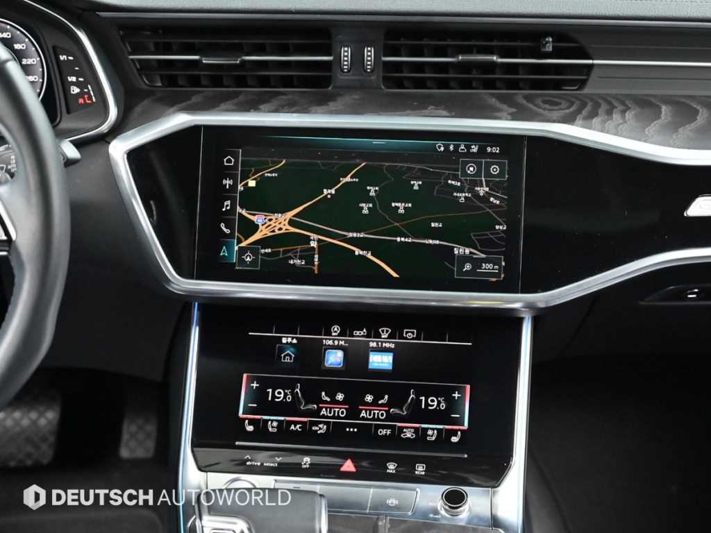 Audi A6 — photo 14