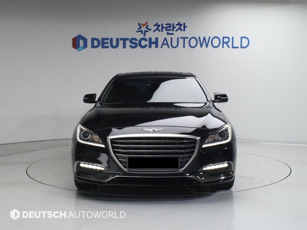 Hyundai Genesis — photo 03