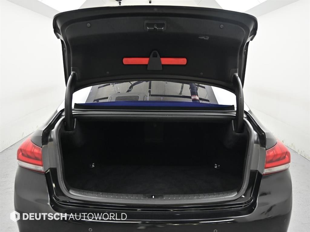 Hyundai Genesis — photo 19