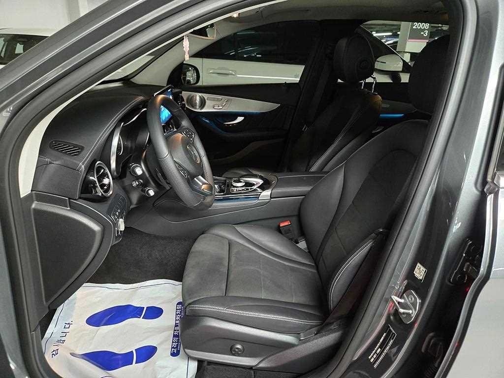 Mercedes-Benz GLC-Class — photo 05
