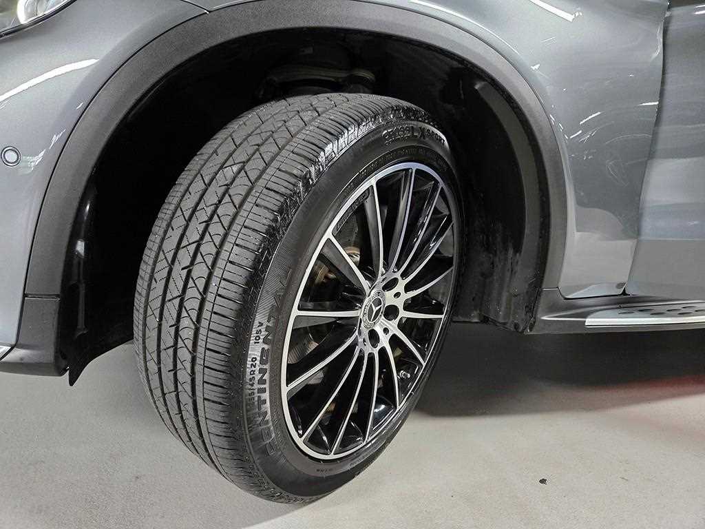 Mercedes-Benz GLC-Class — photo 20