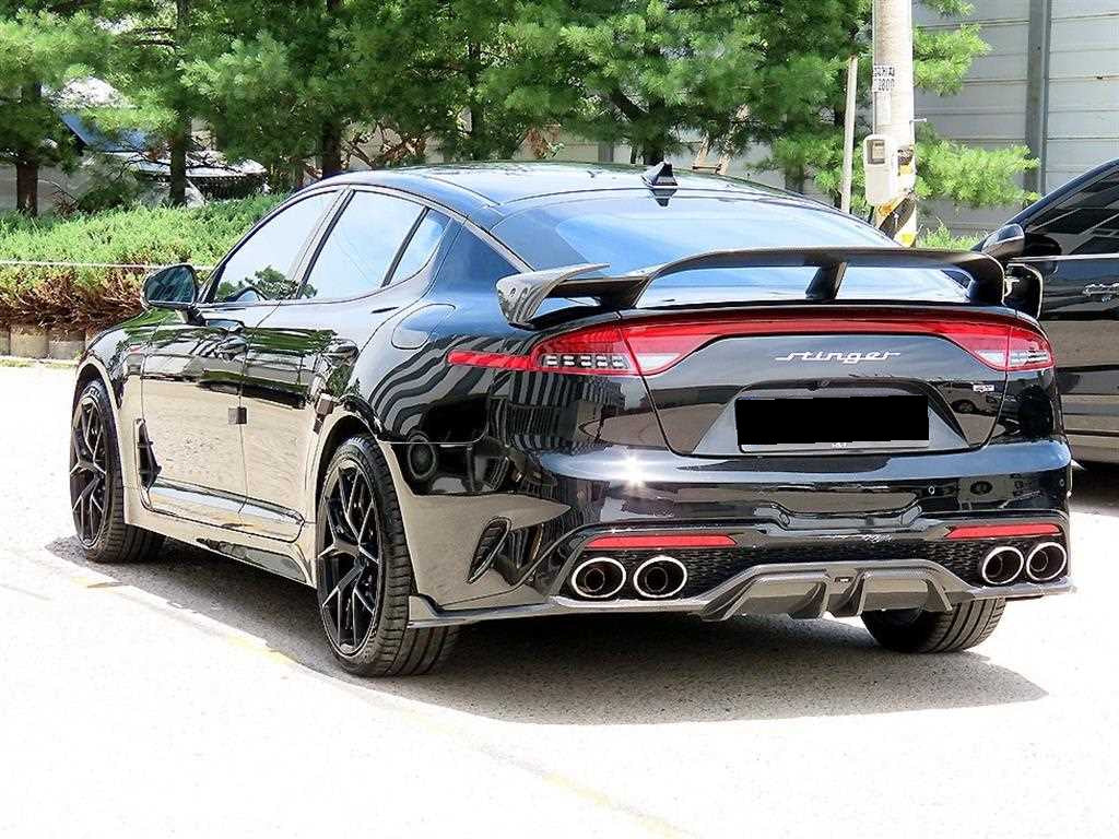 Kia Stinger — photo 03