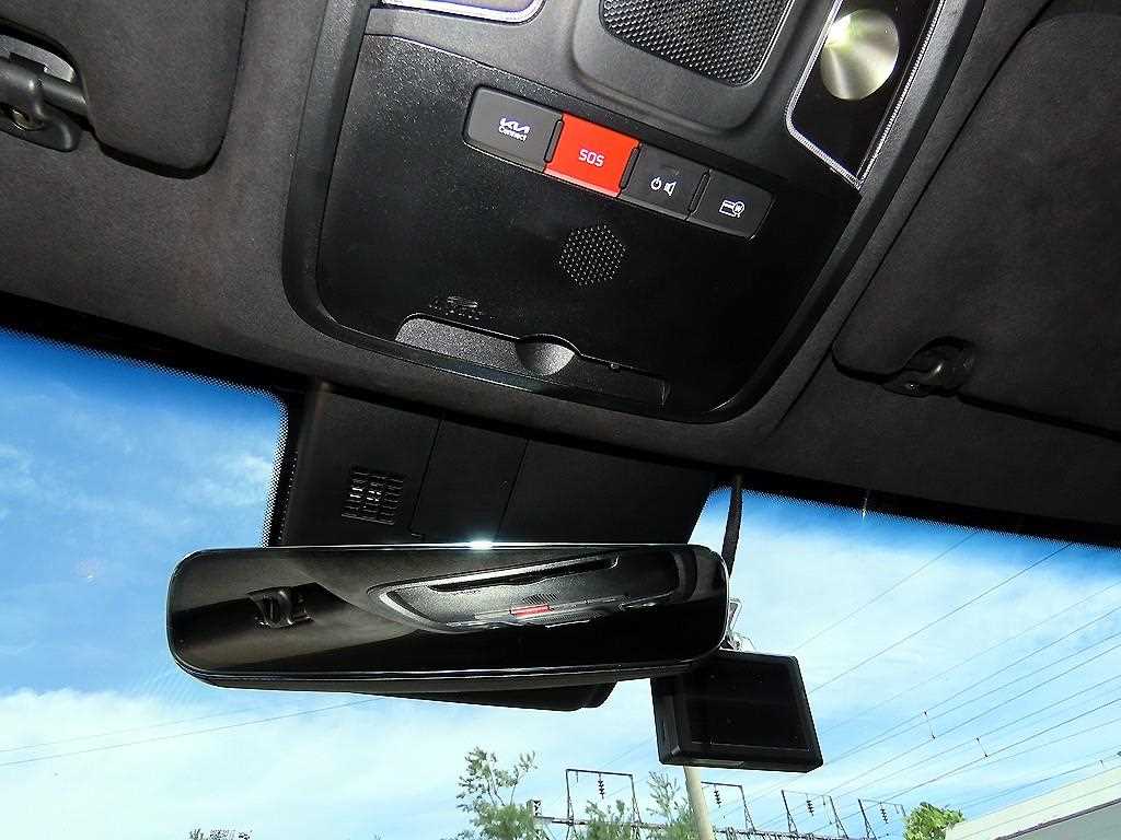 Kia Stinger — photo 14