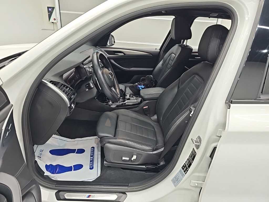BMW X3 — photo 11