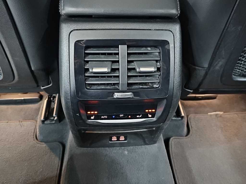 BMW X3 — photo 14