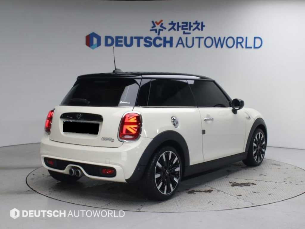 Mini Cooper — photo 02