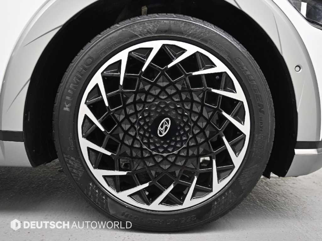 Hyundai Ioniq5 — photo 05