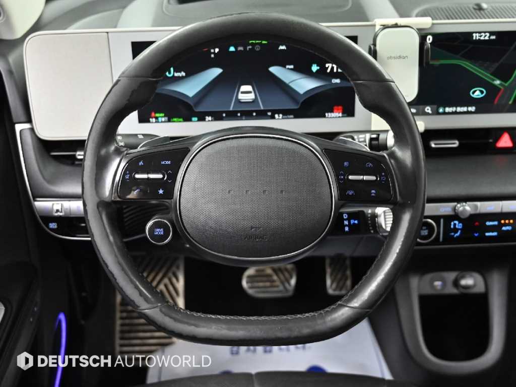 Hyundai Ioniq5 — photo 13