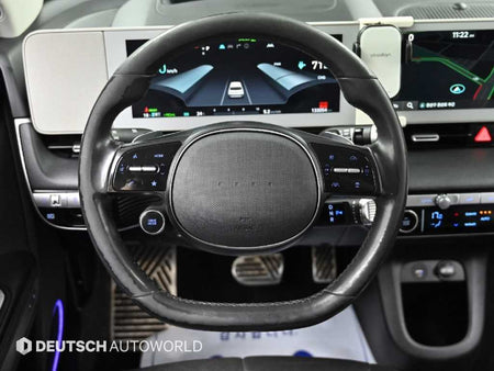 Hyundai Ioniq5 — photo 13