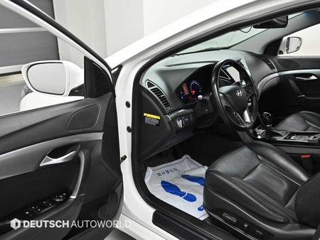 Hyundai i40 — photo 11
