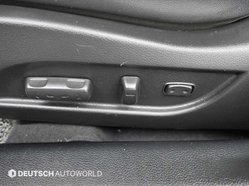 Hyundai i40 — photo 17