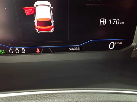 Volkswagen T-Roc — photo 12