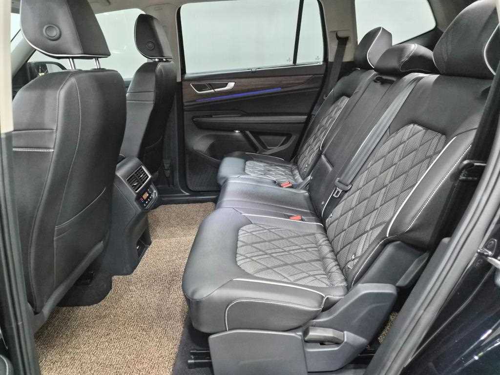 Volkswagen Atlas — photo 06