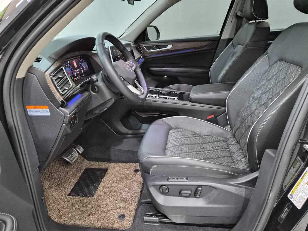 Volkswagen Atlas — photo 11