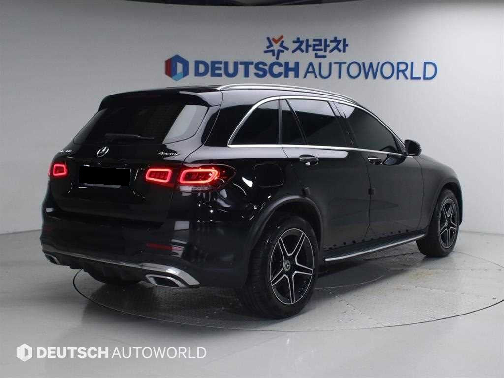 Mercedes-Benz GLC-Class — photo 04