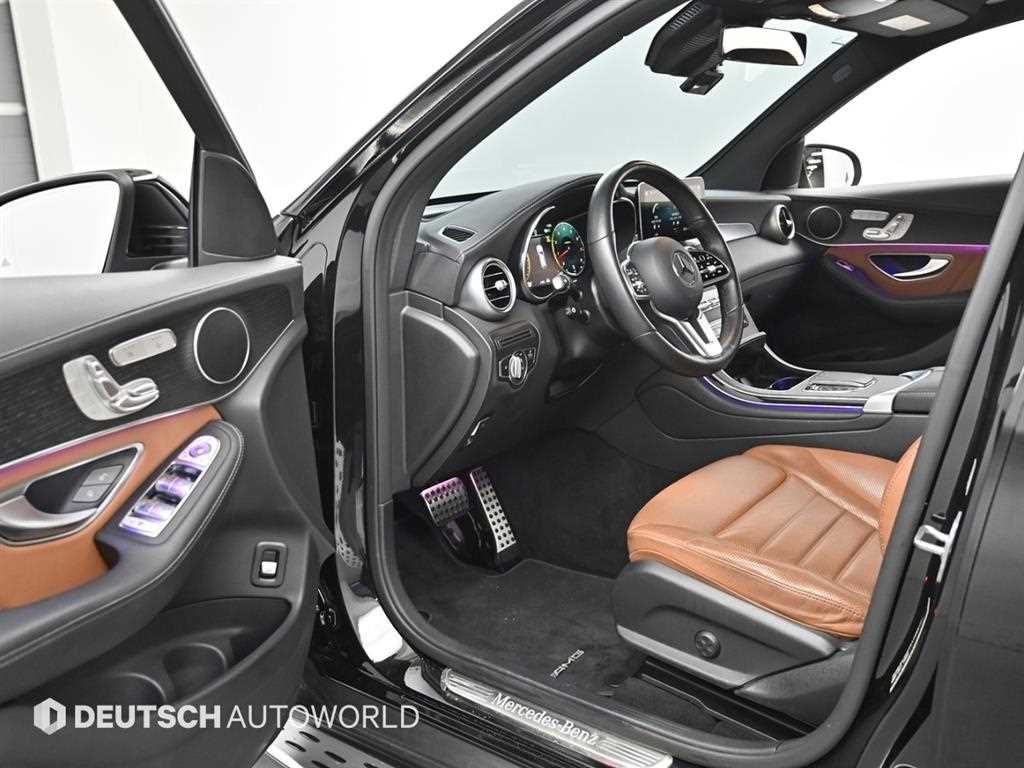 Mercedes-Benz GLC-Class — photo 11