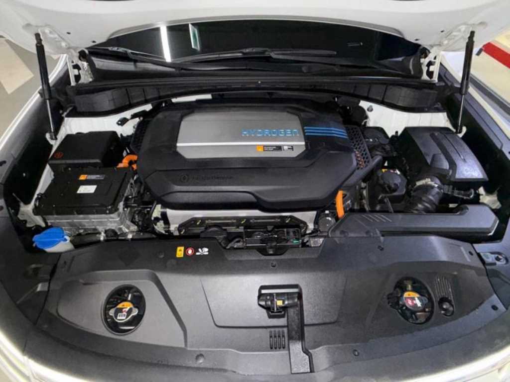 Hyundai Nexo — photo 19