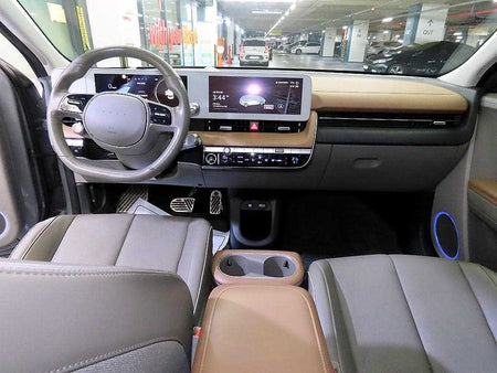 Hyundai Ioniq5 — photo 01