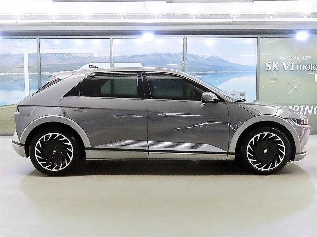 Hyundai Ioniq5 — photo 04