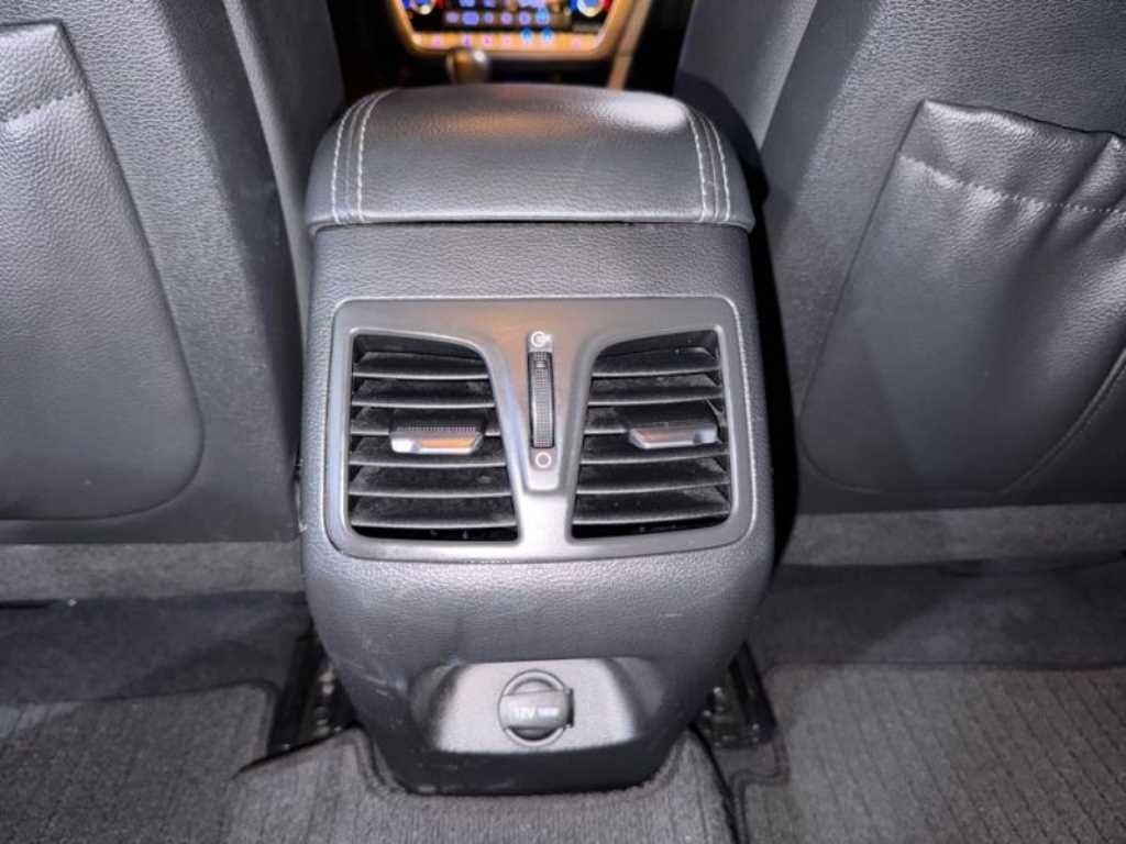 Hyundai Sonata — photo 11
