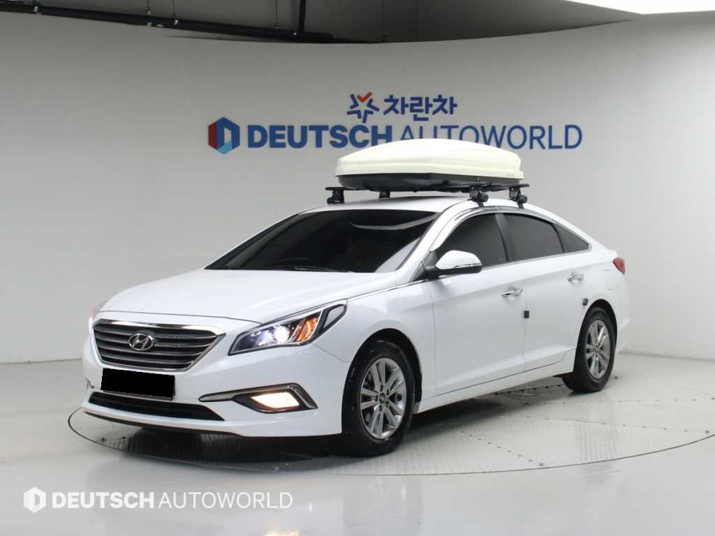 Hyundai Sonata — photo 01
