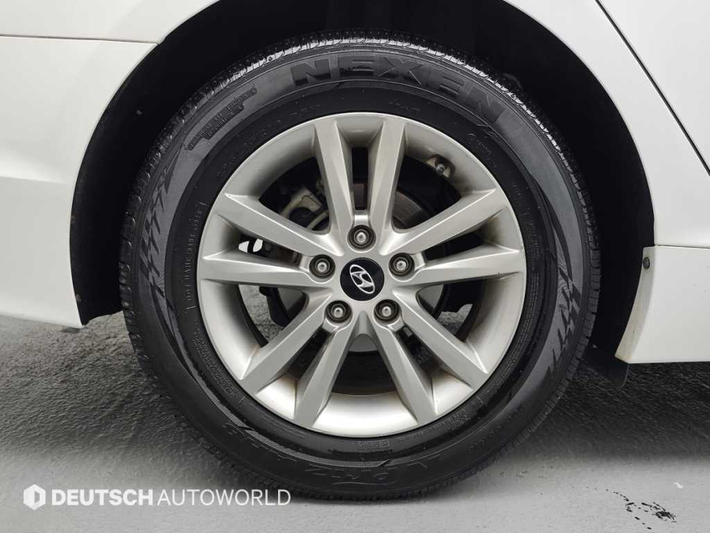 Hyundai Sonata — photo 05