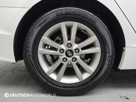 Hyundai Sonata — photo 05
