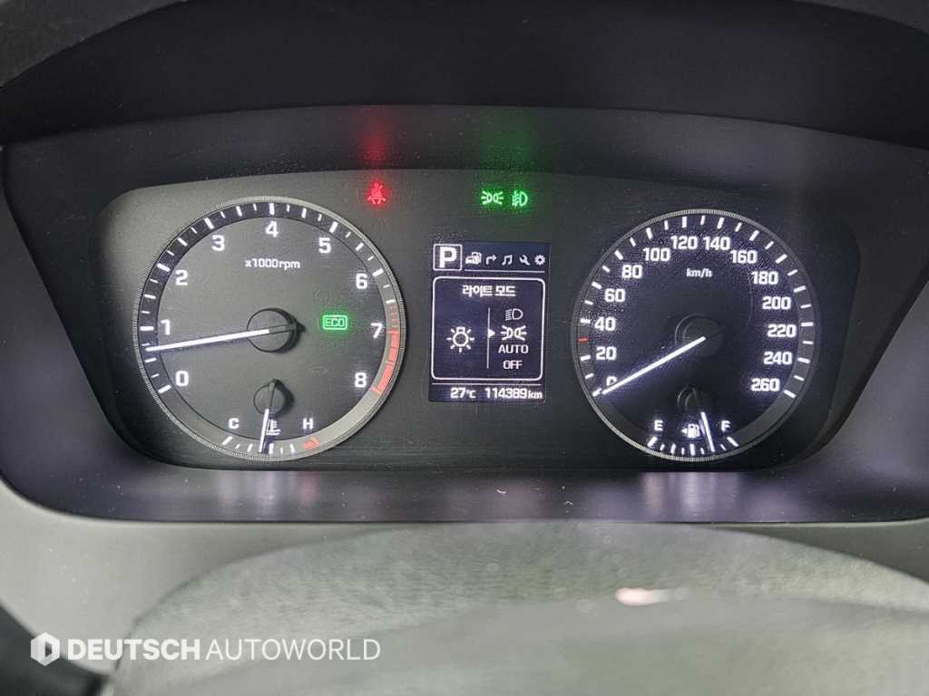 Hyundai Sonata — photo 08