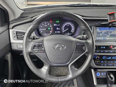 Hyundai Sonata — photo 13