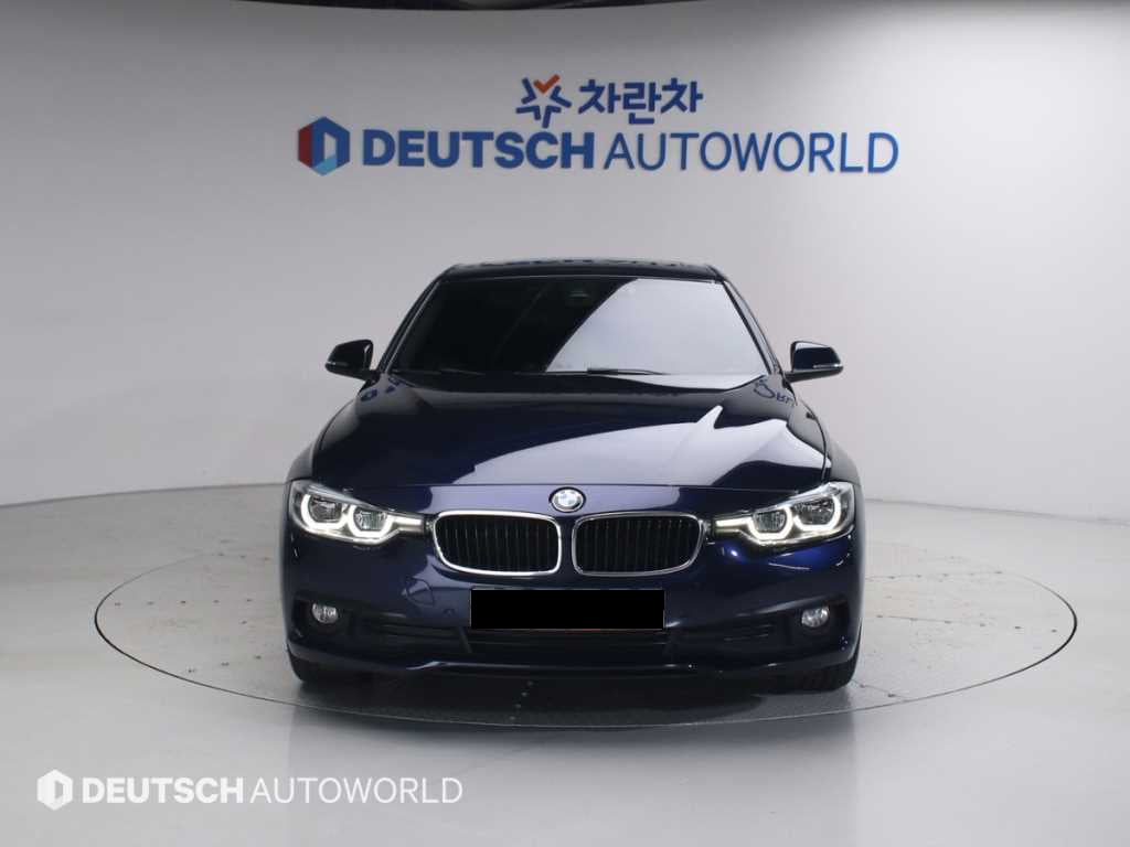 BMW 3-Series — photo 03