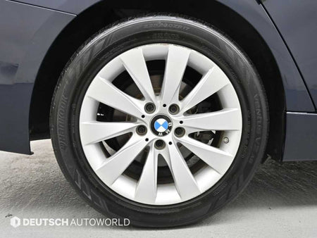 BMW 3-Series — photo 05