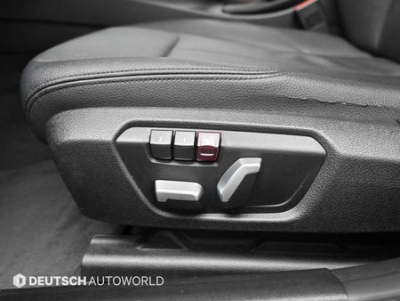 BMW 3-Series — photo 16