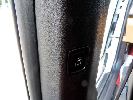 Kia Carnival — photo 17