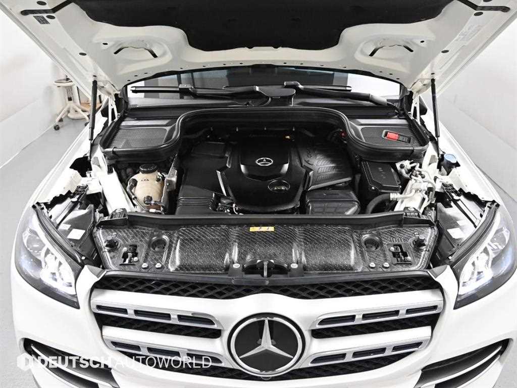 Mercedes-Benz GLS-Class — photo 06