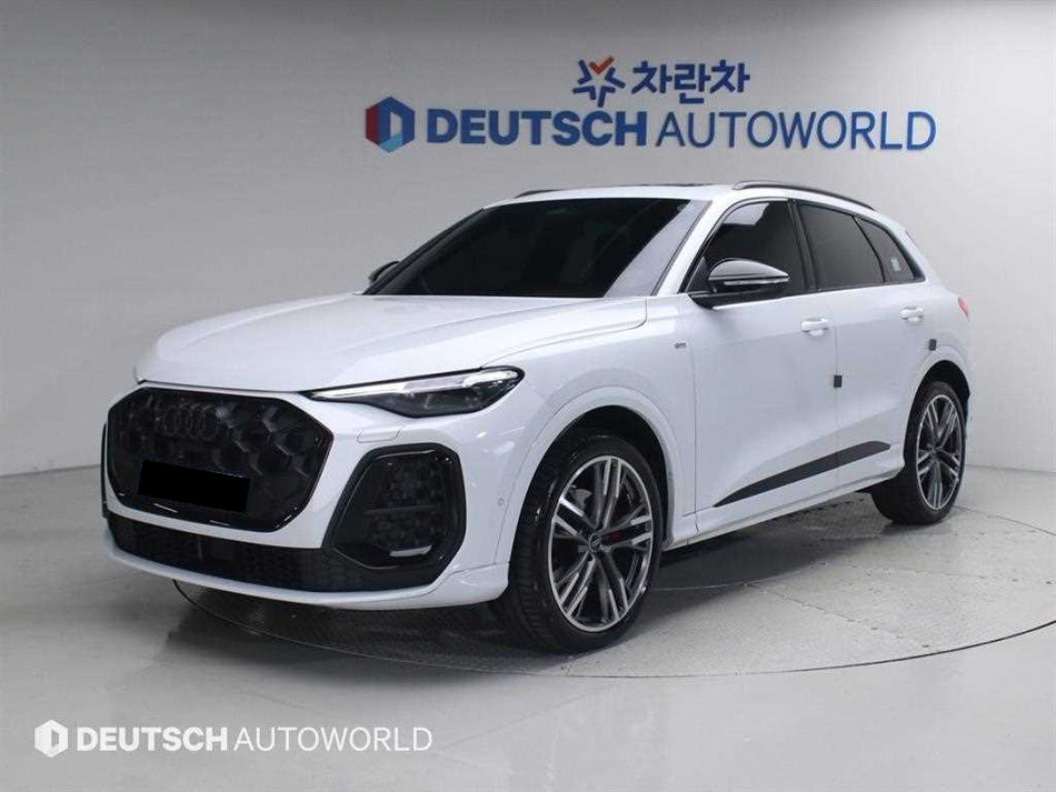 Audi Q5 — photo 01